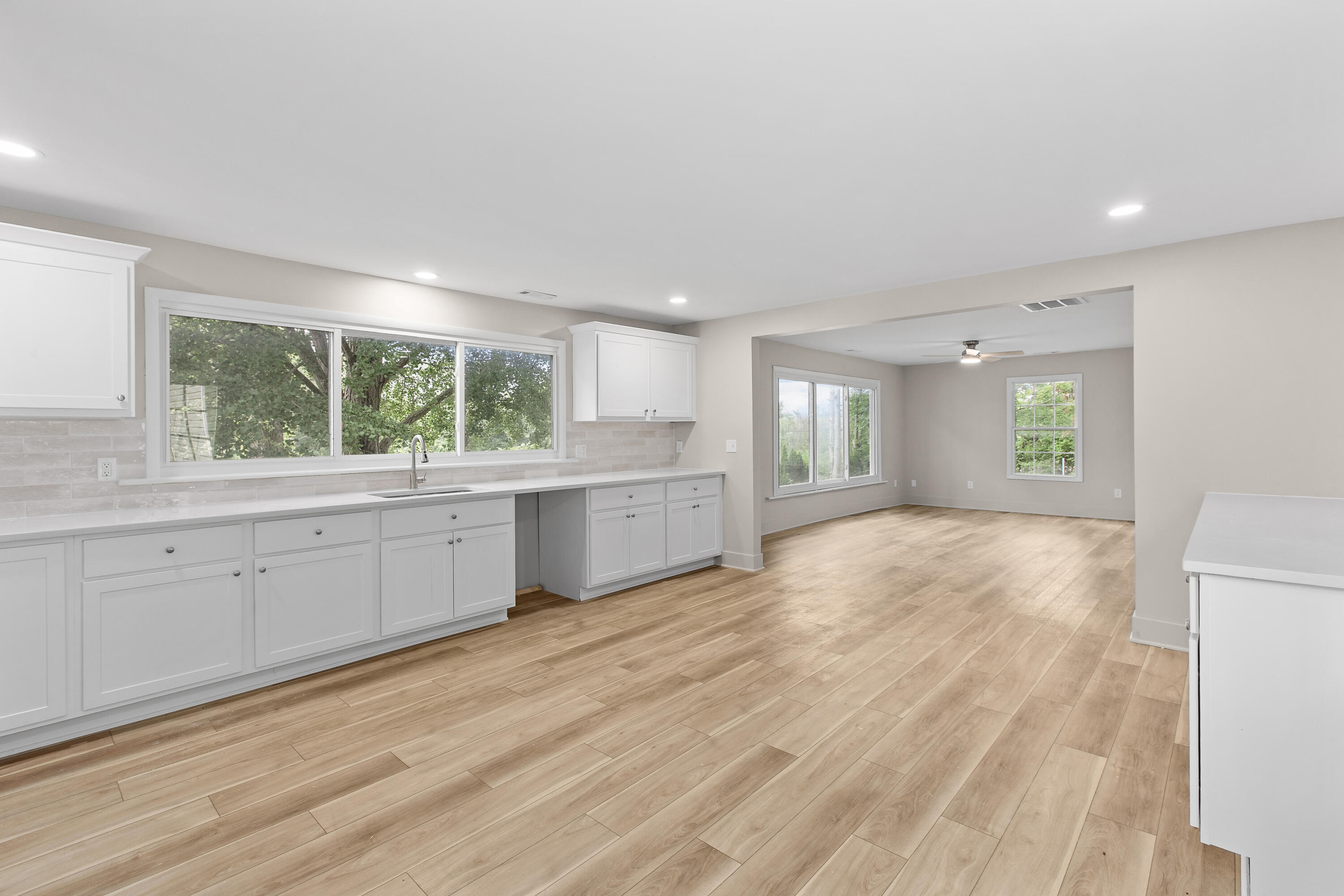2551 St Road Valparaiso, IN 46385 - Photo 7 of 16 3000x2000