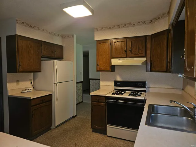 $261,000 | 29591 County Road 22, Elkhart, IN 46517