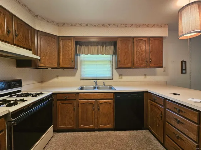 $261,000 | 29591 County Road 22, Elkhart, IN 46517