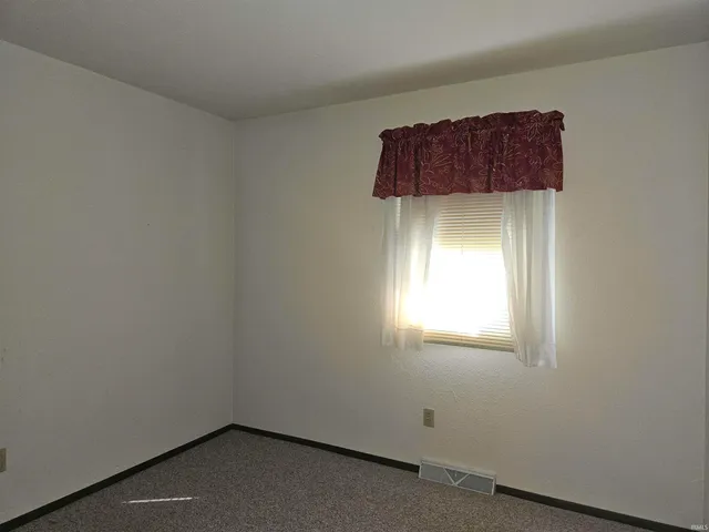 $261,000 | 29591 County Road 22, Elkhart, IN 46517