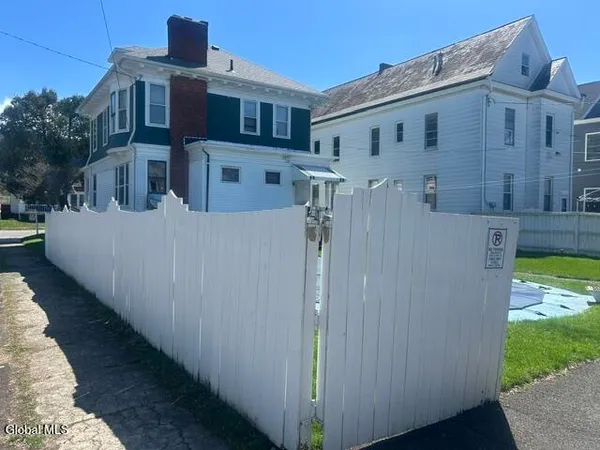 $239,900 | 243 6th Avenue, Troy, NY 12180