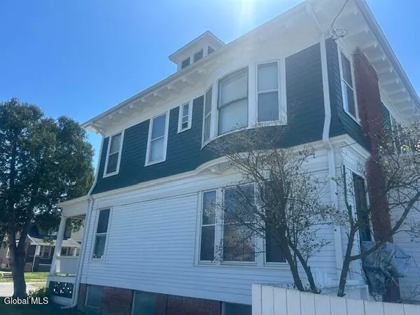 $239,900 | 243 6th Avenue, Troy, NY 12180