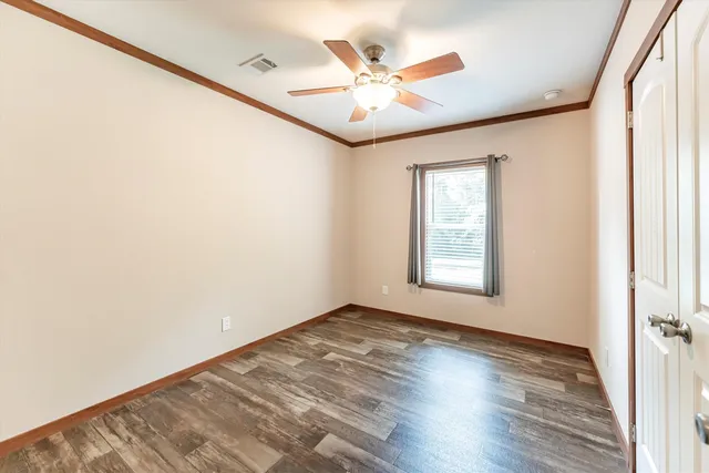 $2,300 | 120 Coyote Run, Willis, TX 77378