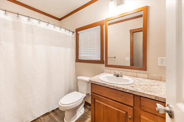 $2,300 | 120 Coyote Run, Willis, TX 77378