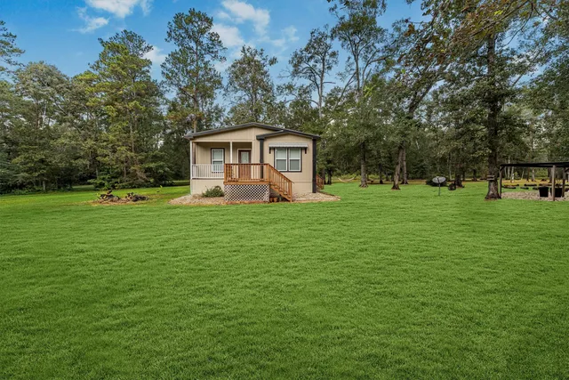 $2,300 | 120 Coyote Run, Willis, TX 77378