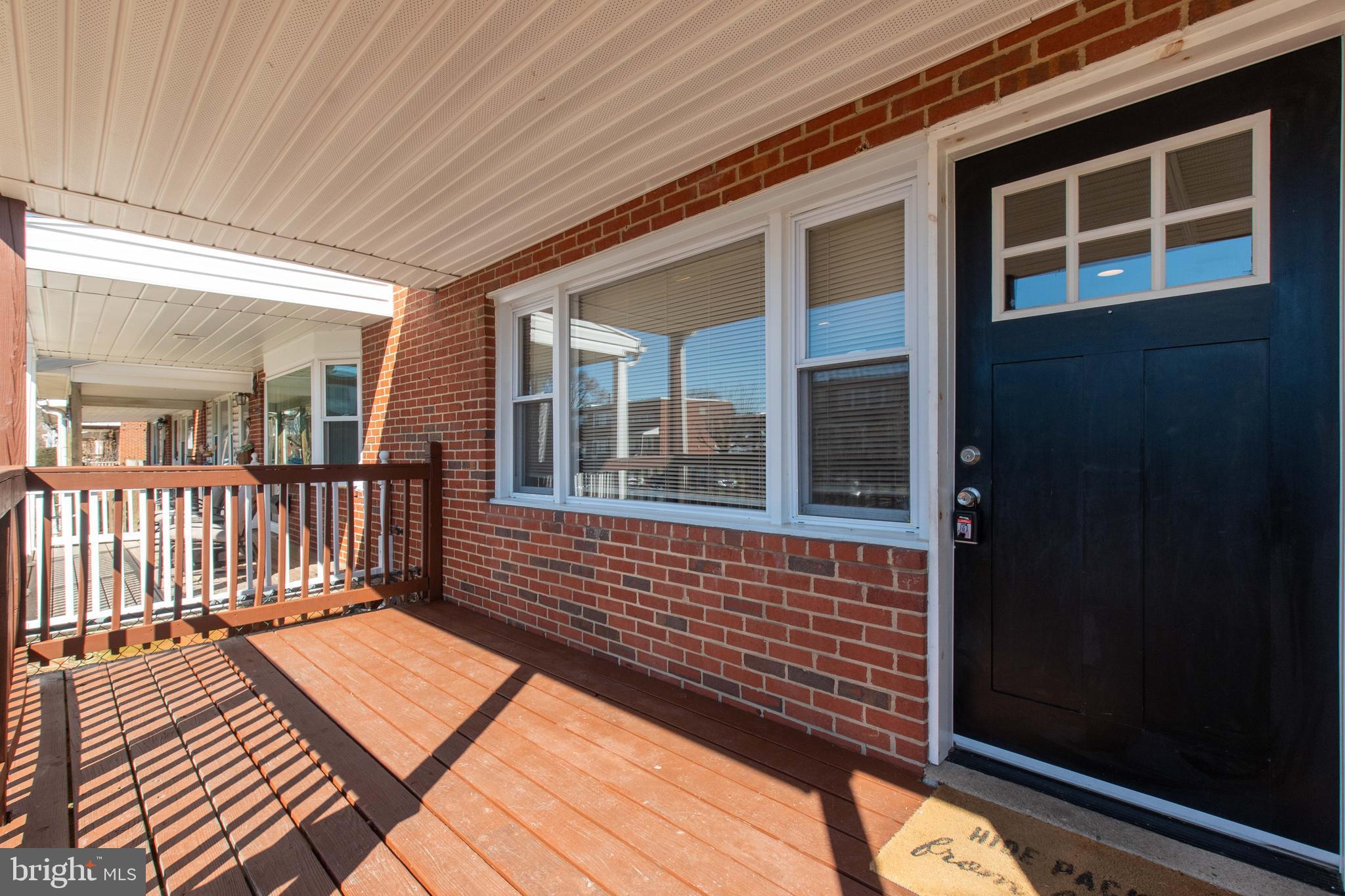 8136 Del Haven Road Baltimore, MD 21222 - Photo 2 of 27