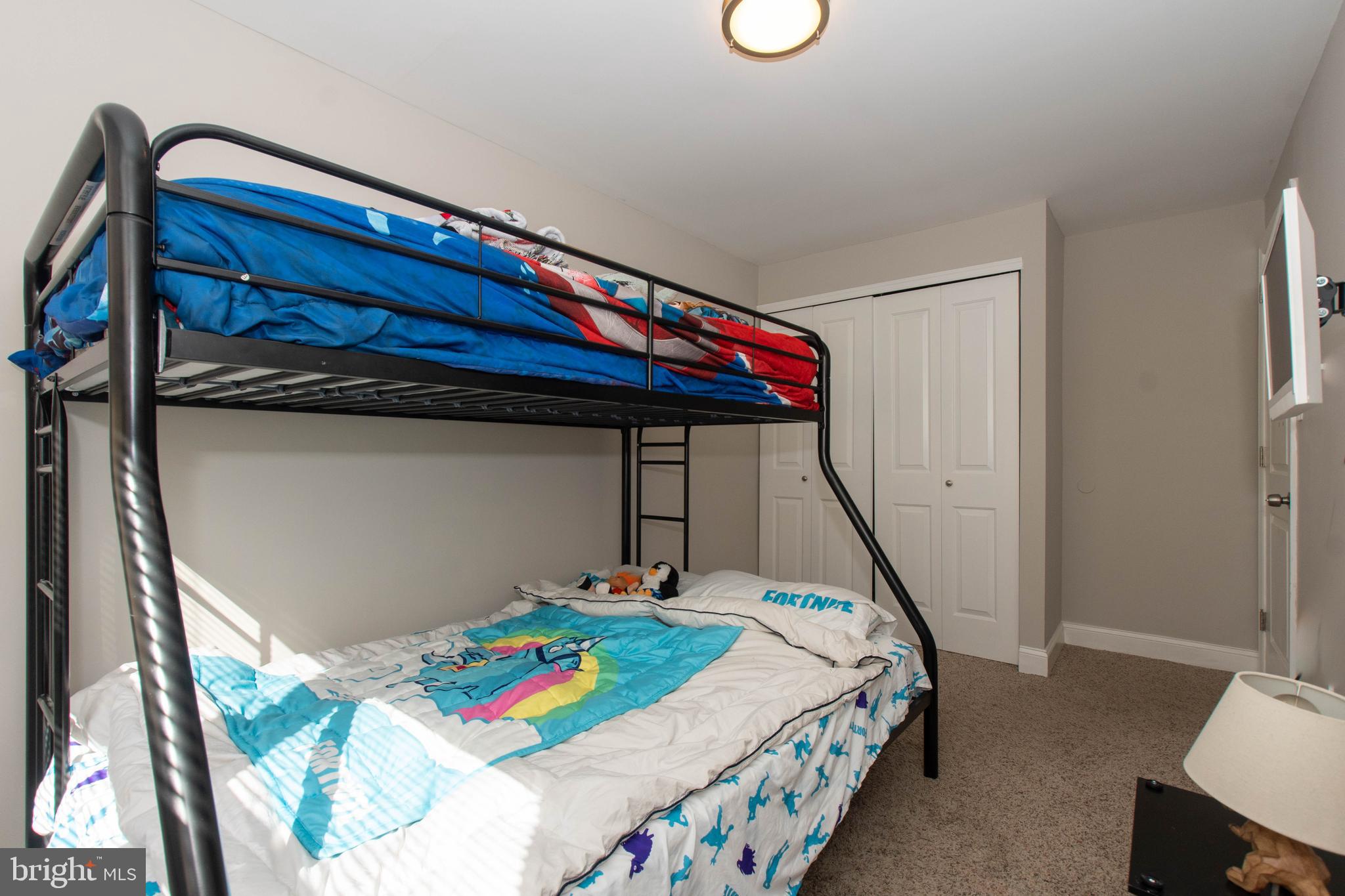 8136 Del Haven Road Baltimore, MD 21222 - Photo 11 of 27