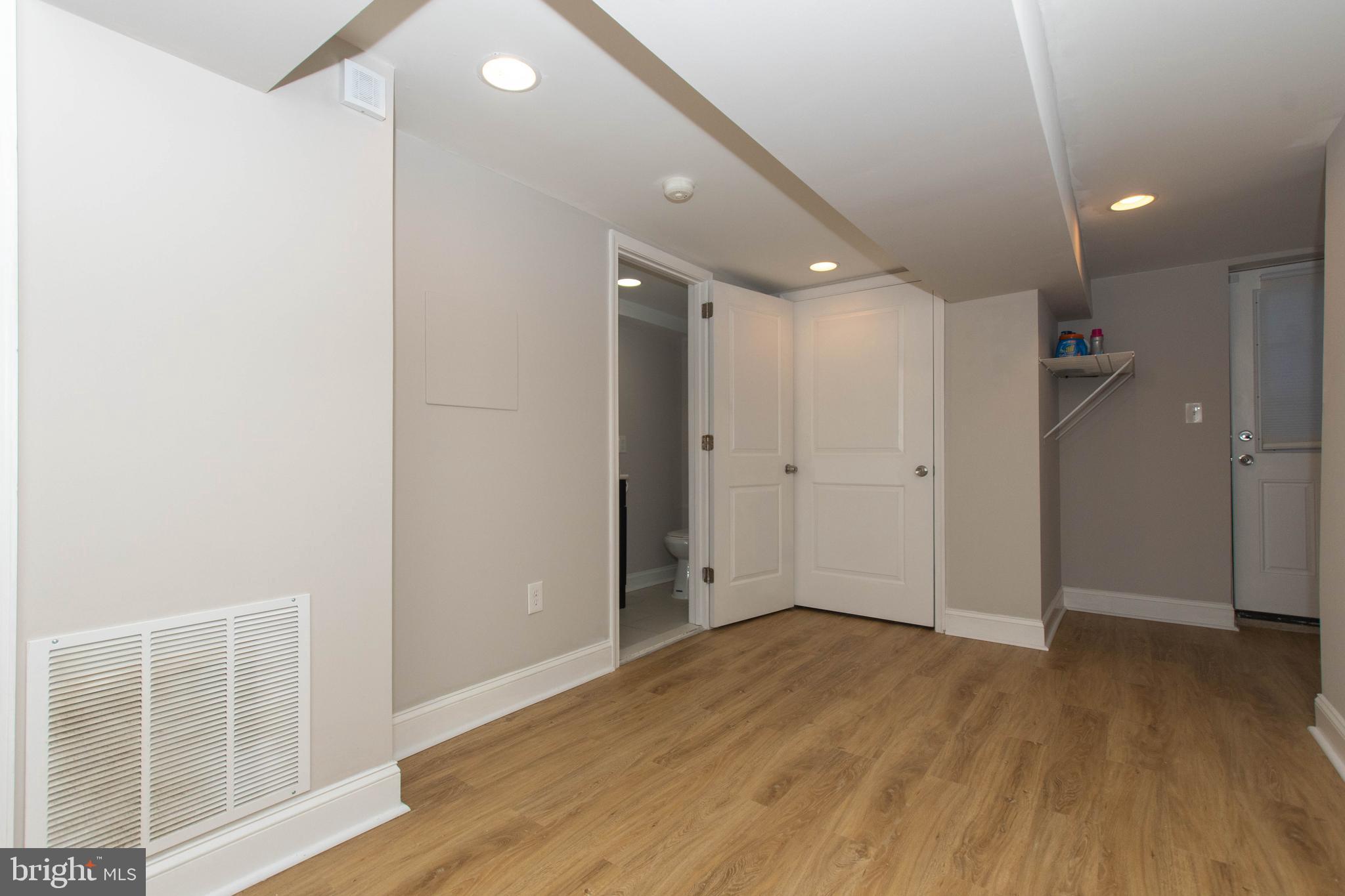 8136 Del Haven Road Baltimore, MD 21222 - Photo 21 of 27