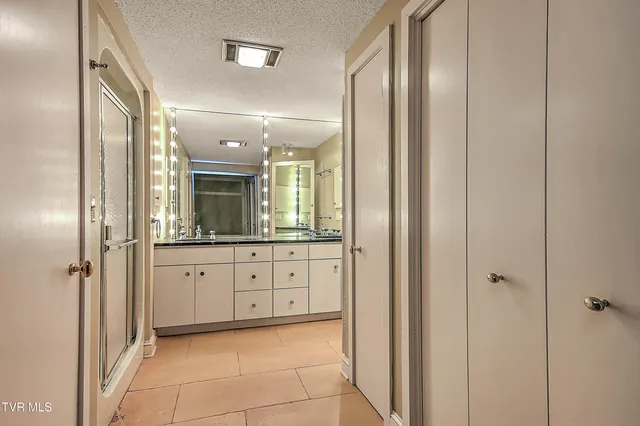 $329,900 | 11 Wellington, Unit 11, Bristol, TN 37620