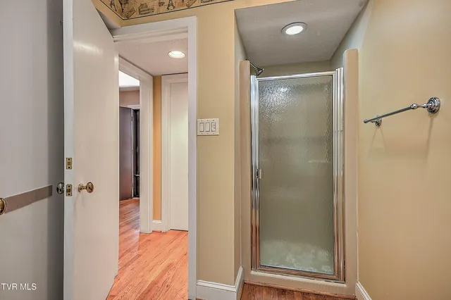 $329,900 | 11 Wellington, Unit 11, Bristol, TN 37620