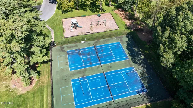 $329,900 | 11 Wellington, Unit 11, Bristol, TN 37620