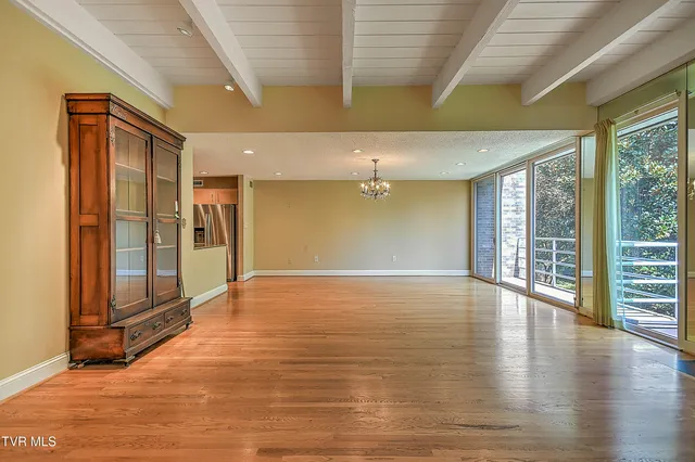 $329,900 | 11 Wellington, Unit 11, Bristol, TN 37620