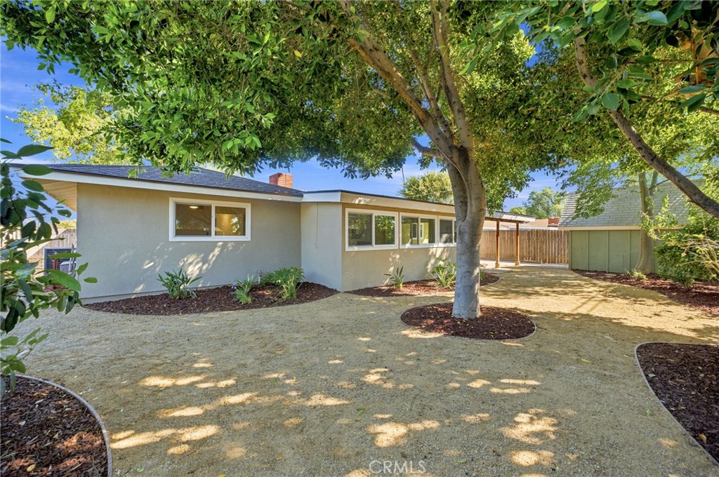 8755 Delano Drive Riverside, CA 92503 - Photo 4 of 42