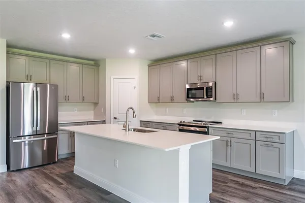 $575,990 | 9886 Annunciation Drive, Wesley Chapel, FL 33545