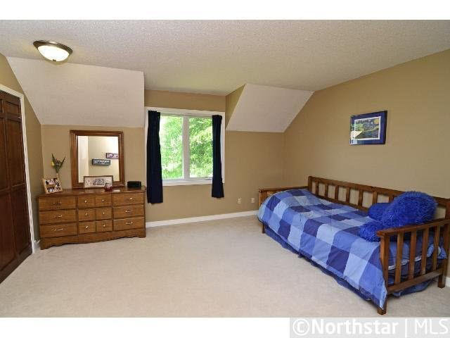 2745 Medicine Ridge Road Plymouth, MN 55441 - Photo 17 of 18