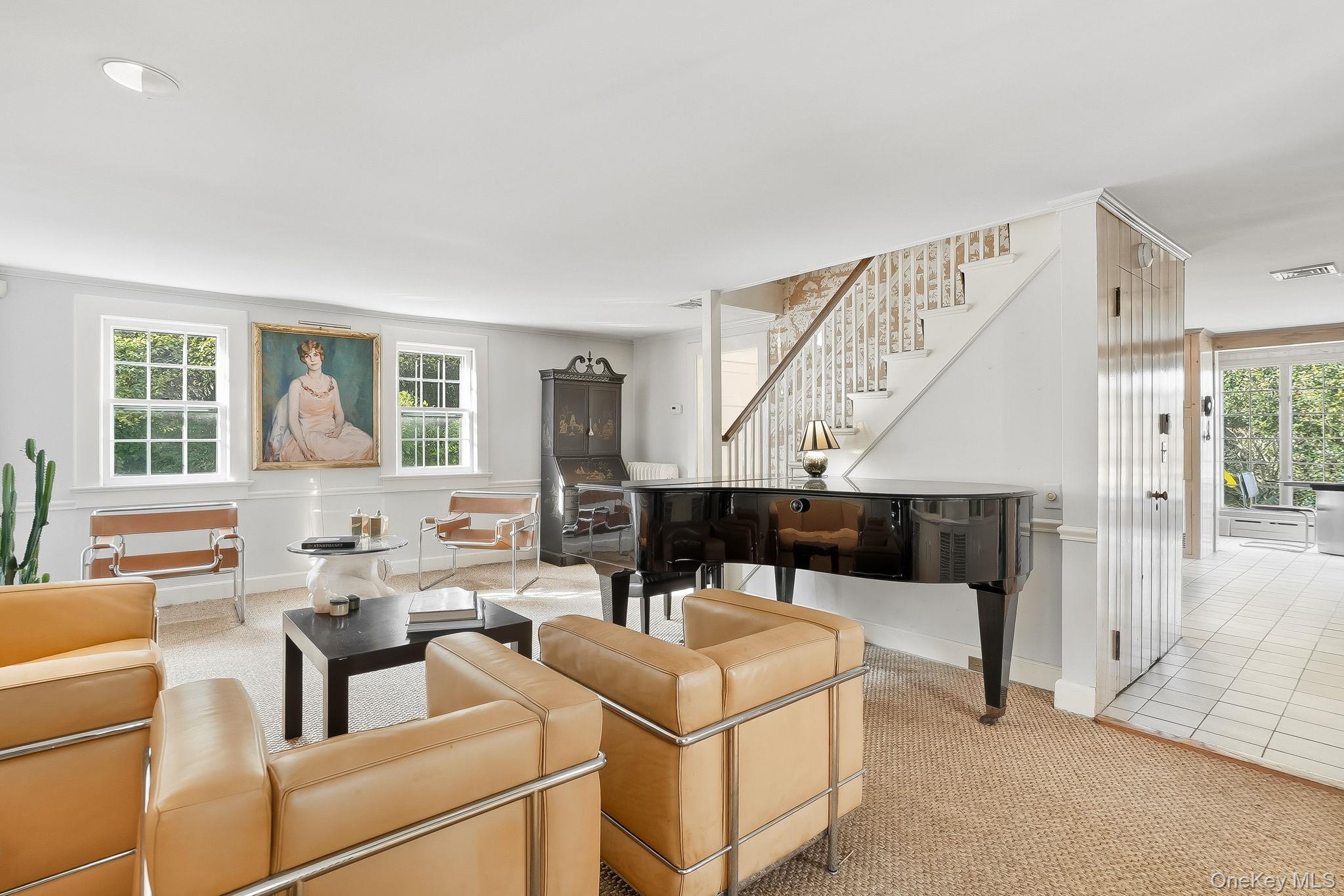 162 Kirby Lane Rye, NY 10580 - Photo 5 of 22