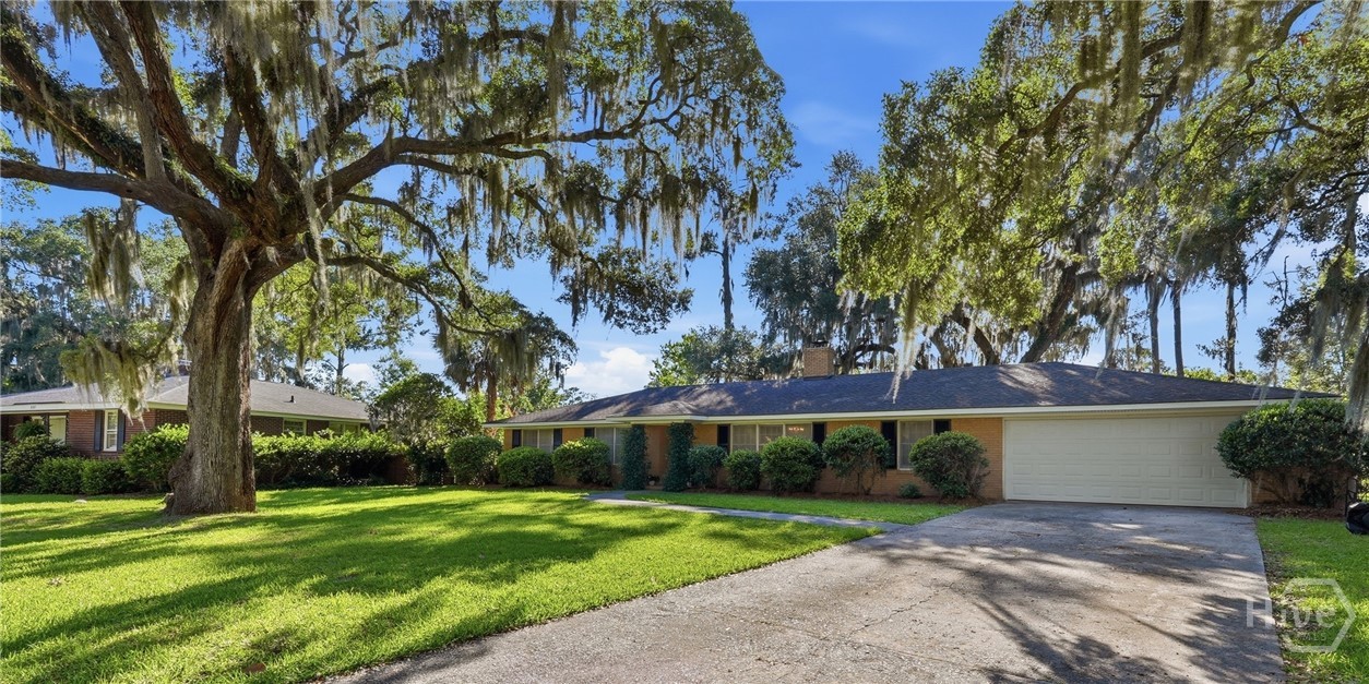 8305 Meadowbrook Road Savannah, GA 31406 - Photo 1 of 48