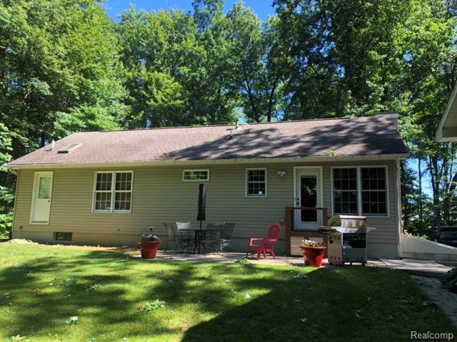 7907 Stewart Road Monroe, MI 48162 - Photo 2 of 6