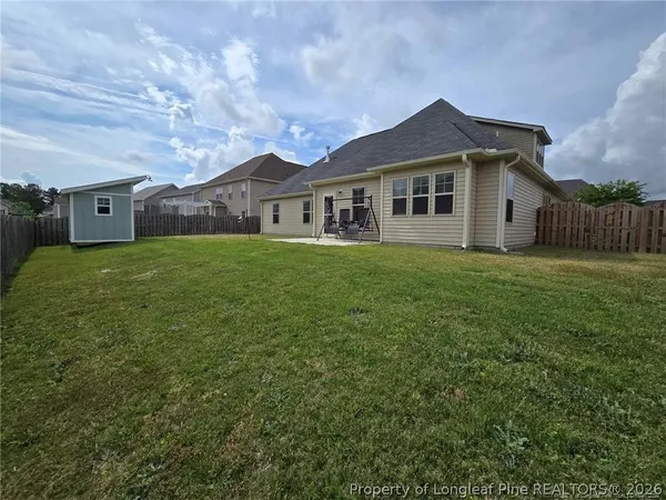 $2,500 | 323 Nottingley Drive, Hope Mills, NC 28348