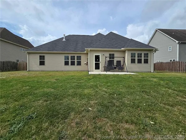 $2,500 | 323 Nottingley Drive, Hope Mills, NC 28348