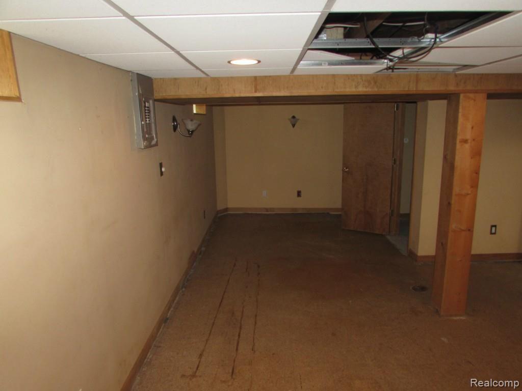 2936 Greenfield Road Berkley, MI 48072 - Photo 10 of 13 10-31-14_ED 262.jpg