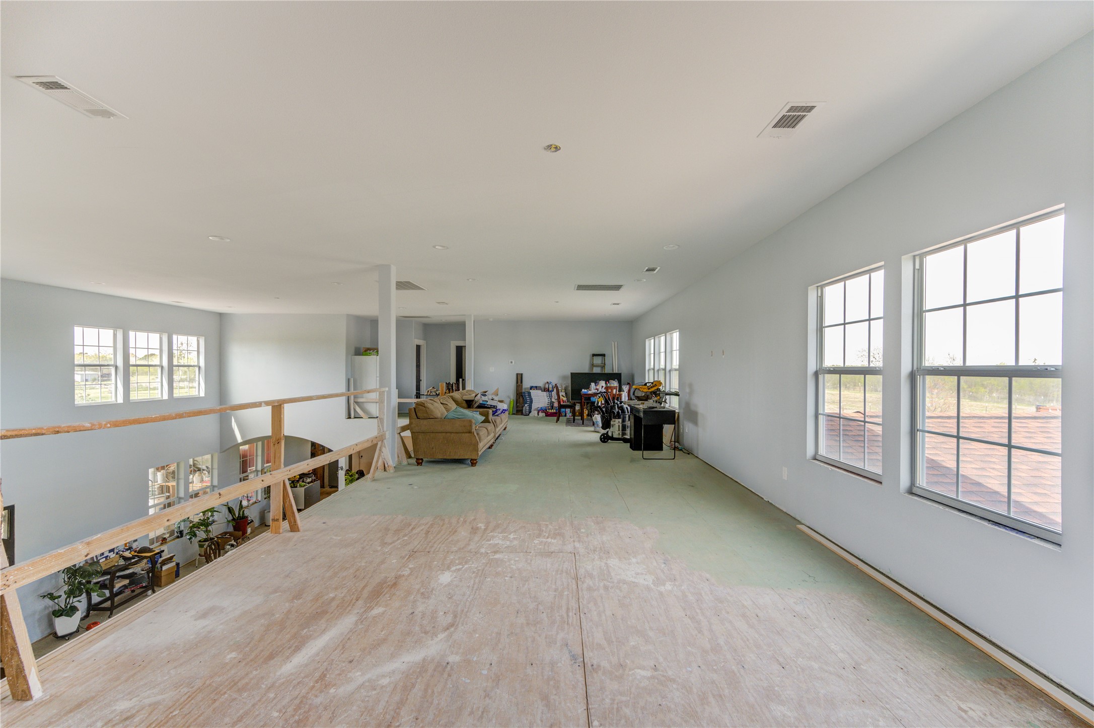 8570 Sunny Side Road Hempstead, TX 77445 - Photo 16 of 50 a view of a livingroom with furniture and a window