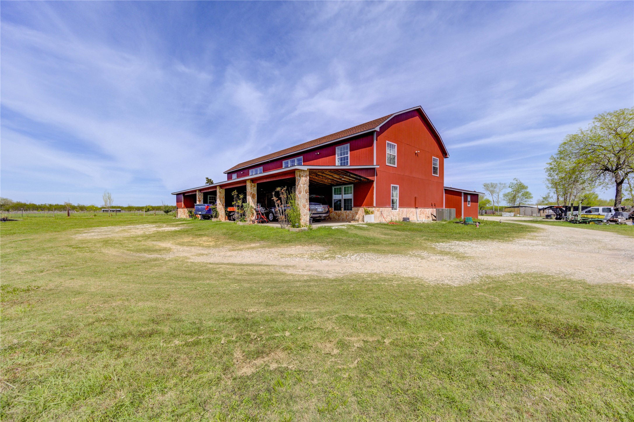 8570 Sunny Side Road Hempstead, TX 77445 - Photo 4 of 50 a front view of house with yard