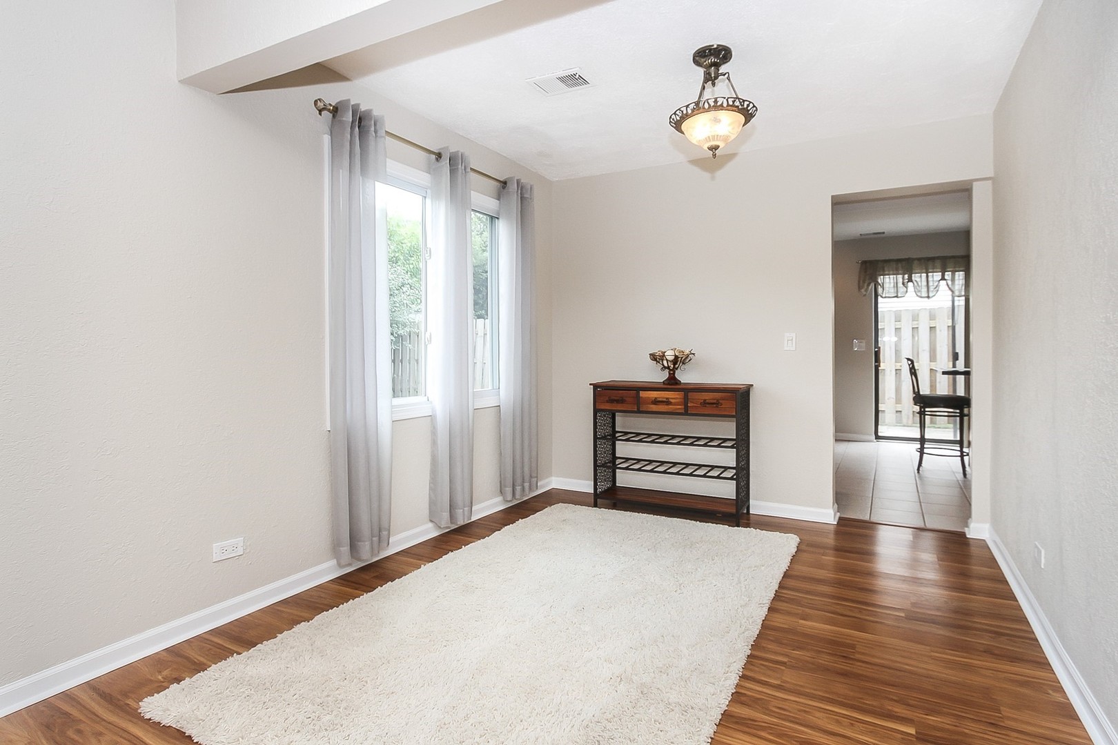 455 Rodenburg Road Roselle, IL 60172 - Photo 11 of 30