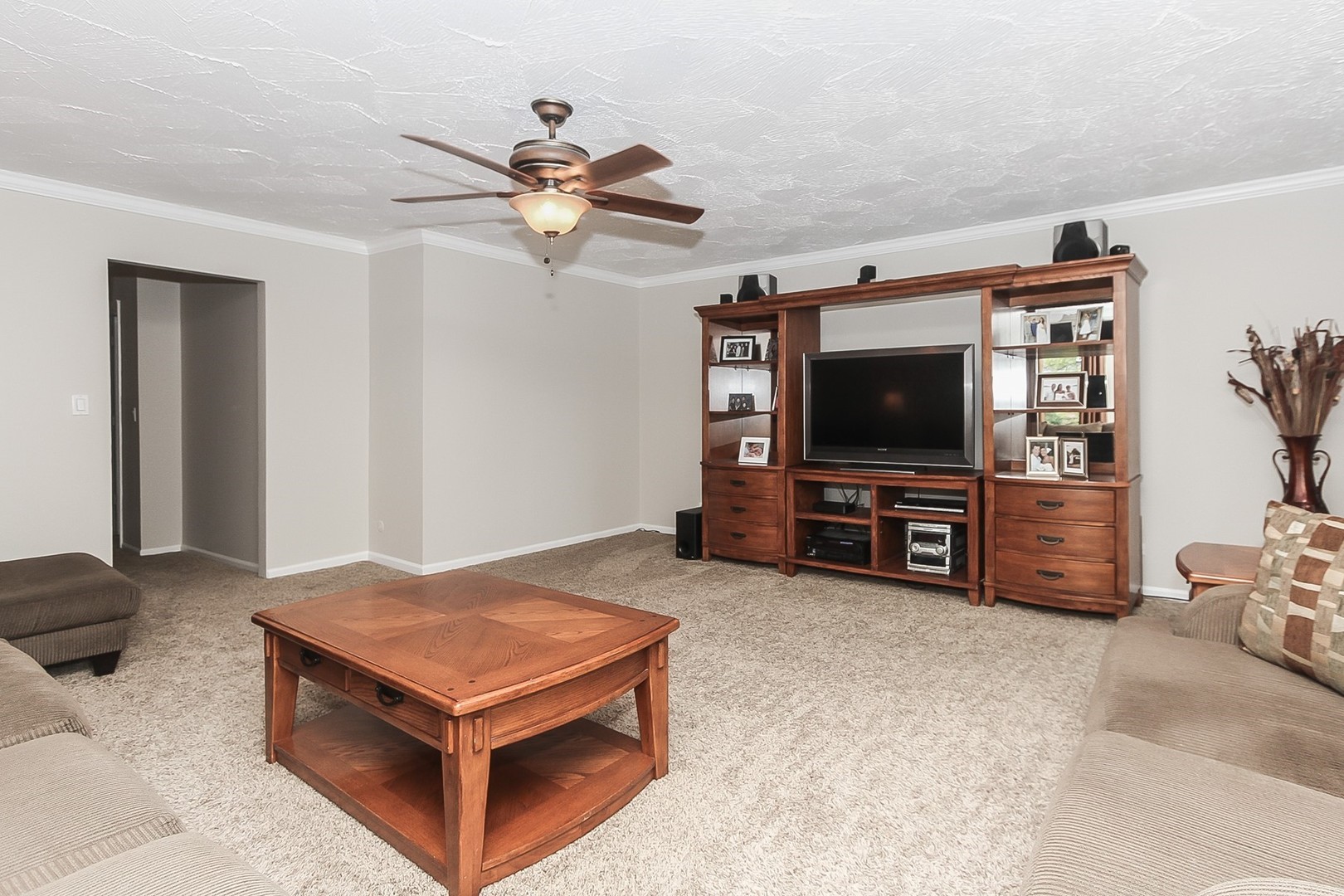 455 Rodenburg Road Roselle, IL 60172 - Photo 16 of 30