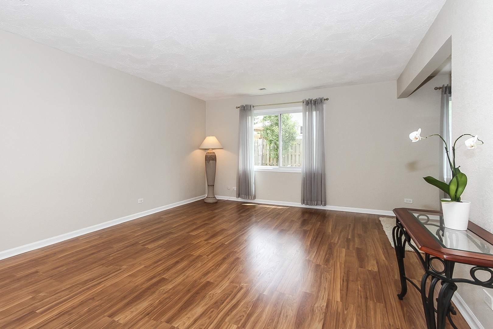 455 Rodenburg Road Roselle, IL 60172 - Photo 8 of 30