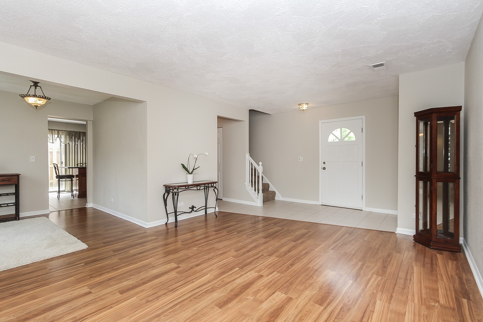 455 Rodenburg Road Roselle, IL 60172 - Photo 9 of 30