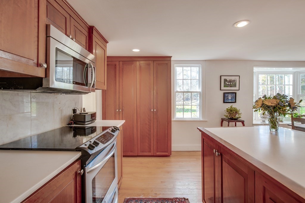 335 River Road Carlisle, MA 01741 - Photo 15 of 36 Gallery Image 15