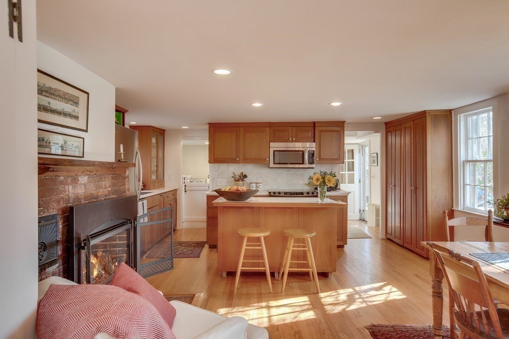 335 River Road Carlisle, MA 01741 - Photo 16 of 36 Gallery Image 16