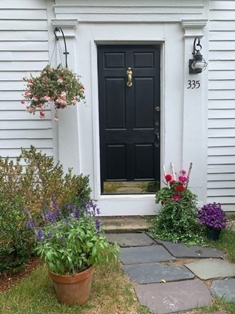 335 River Road Carlisle, MA 01741 - Photo 5 of 36 Gallery Image 5