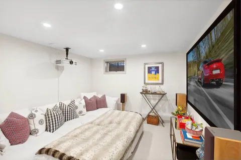 Undisclosed Address, East Hampton, NY 11937