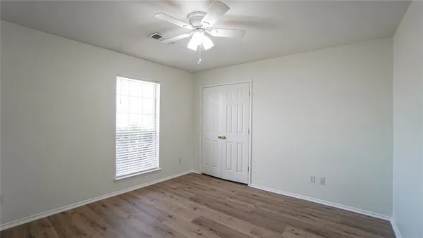 $2,600 | 3124 Creekside Drive, Sachse, TX 75048