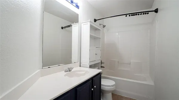 $2,600 | 3124 Creekside Drive, Sachse, TX 75048