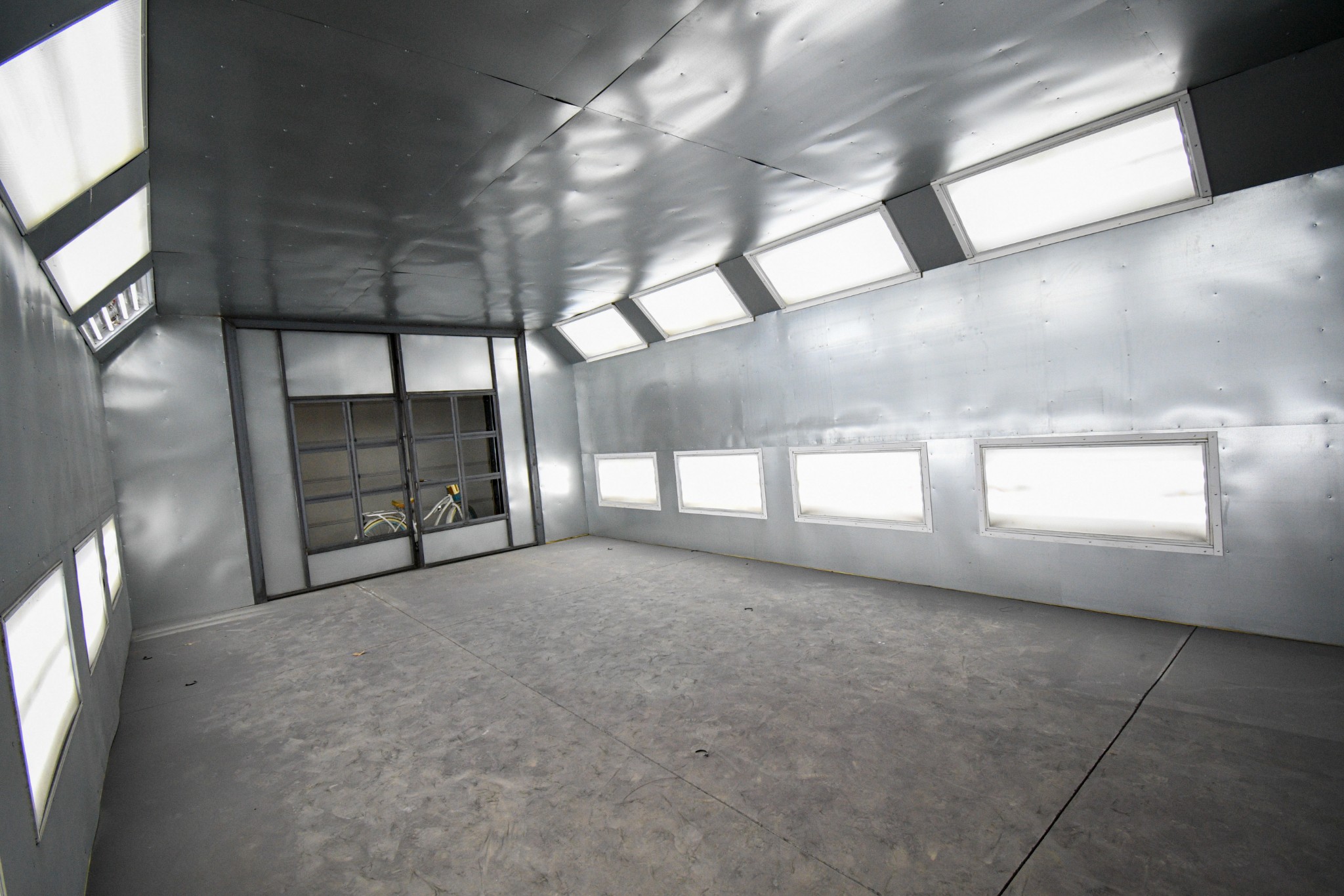 2848 Carpenter Bridge Road Columbia, TN 38401 - Photo 43 of 46 a view of an empty room with windows