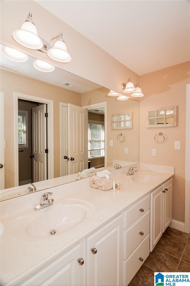 1013 Long Leaf Lk Way Helena, AL 35022 - Photo 25 of 34