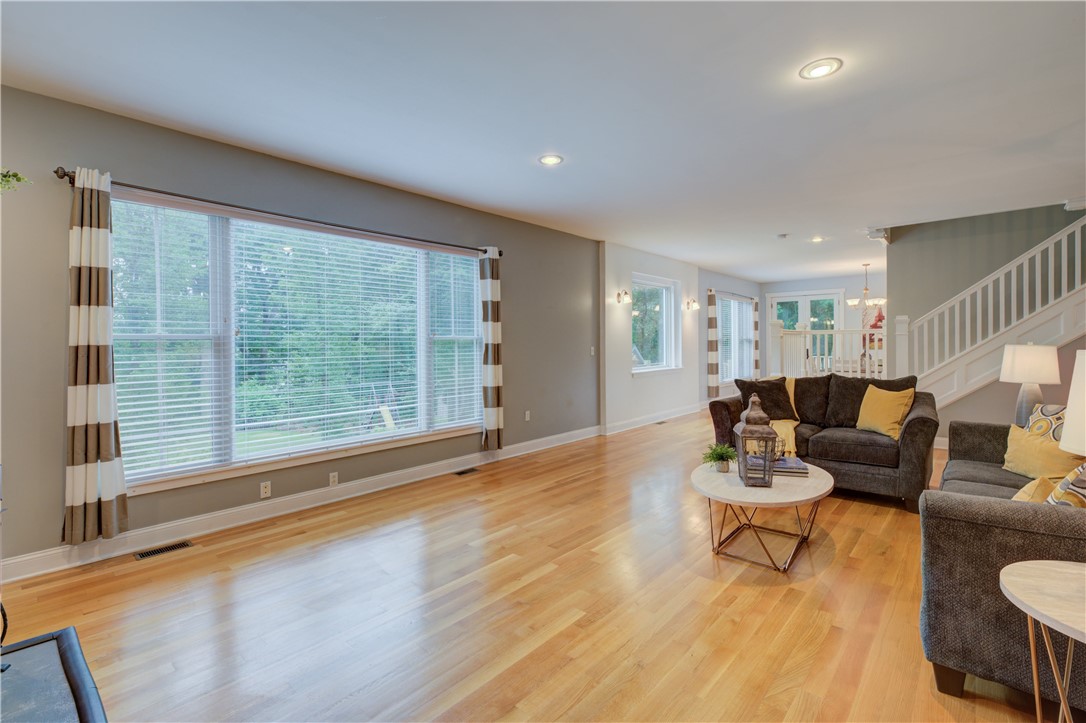 103 Potter Hill Road Westerly, RI 02891 - Photo 20 of 42