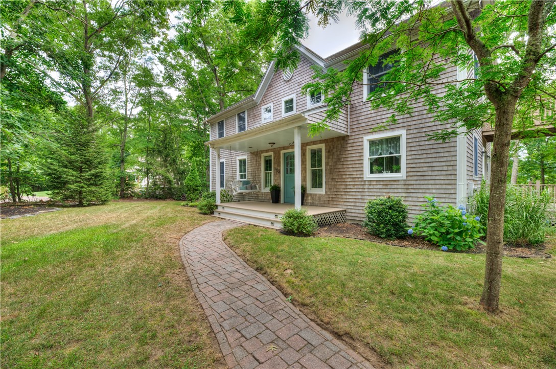 103 Potter Hill Road Westerly, RI 02891 - Photo 3 of 42