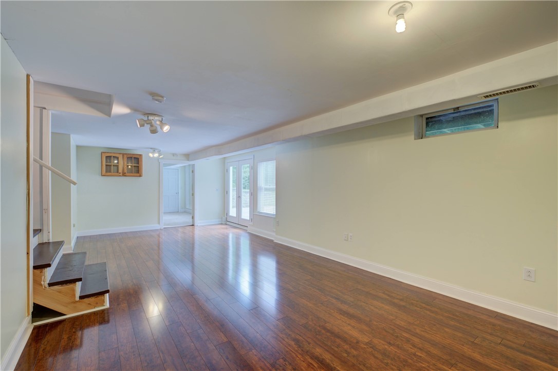 103 Potter Hill Road Westerly, RI 02891 - Photo 32 of 42