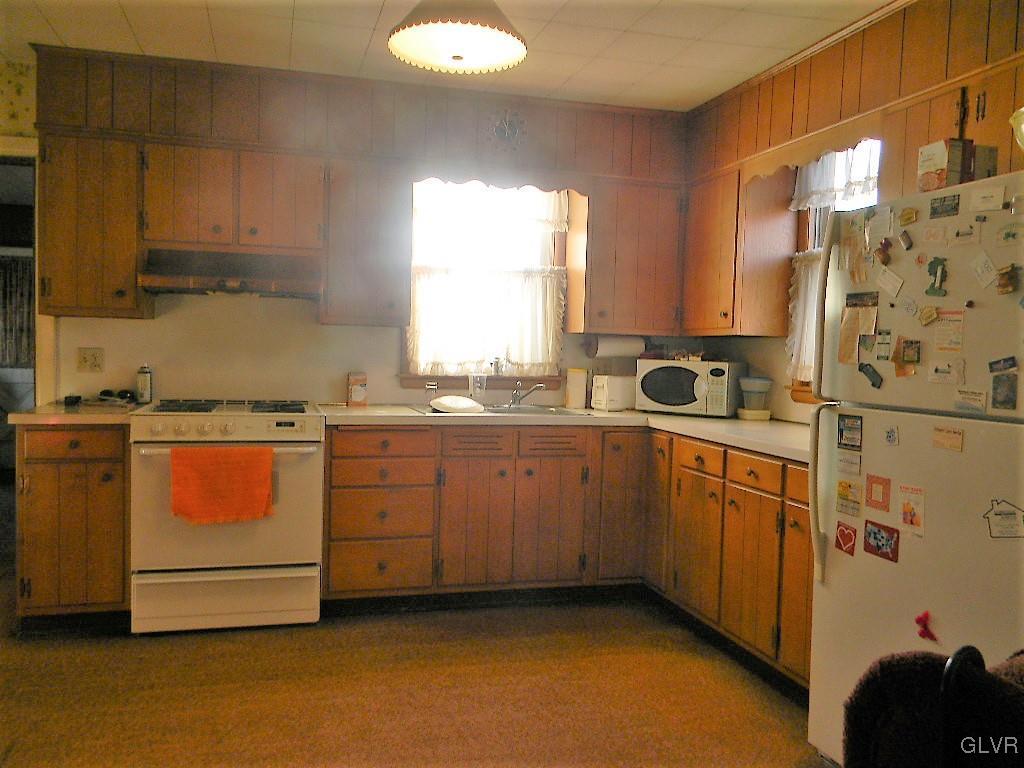 883 North Brookside Road Allentown, PA 18106 - Photo 3 of 5 Gallery Image 3