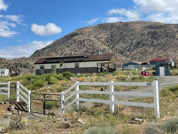 $275,000 | 2730 Eastside Lane, Coleville, CA 96107