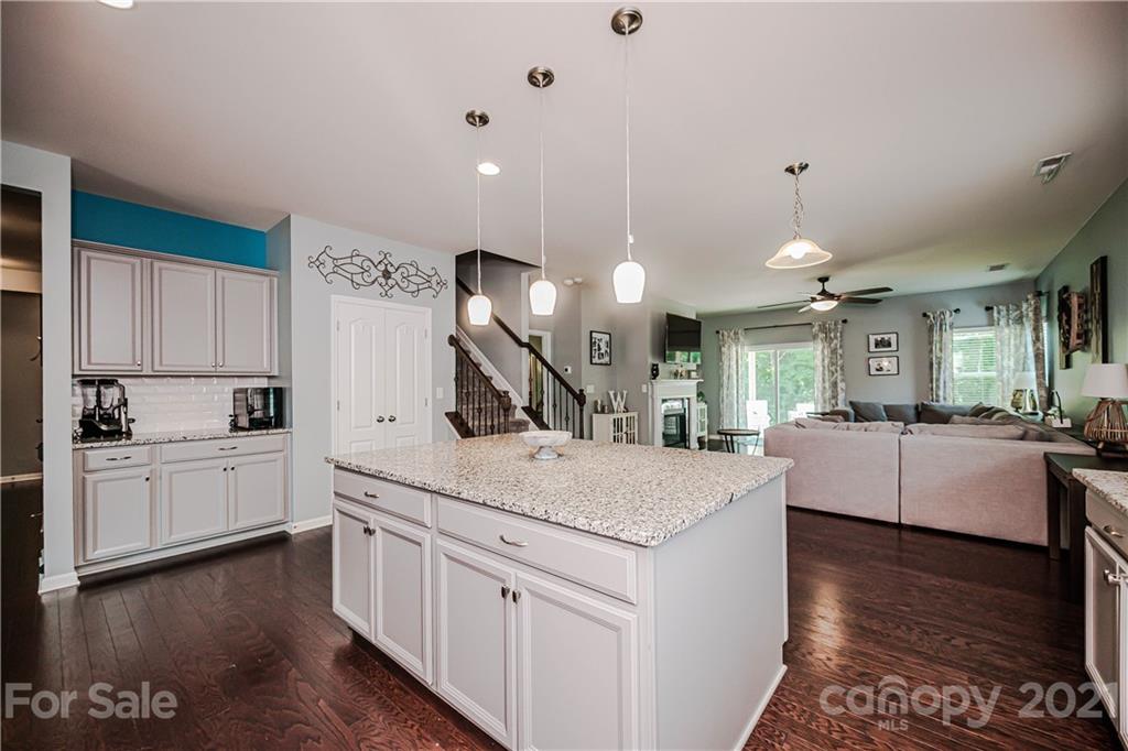 6014 Eleanor Rigby Road Charlotte, NC 28278 - Photo 18 of 40 Gallery Image 18