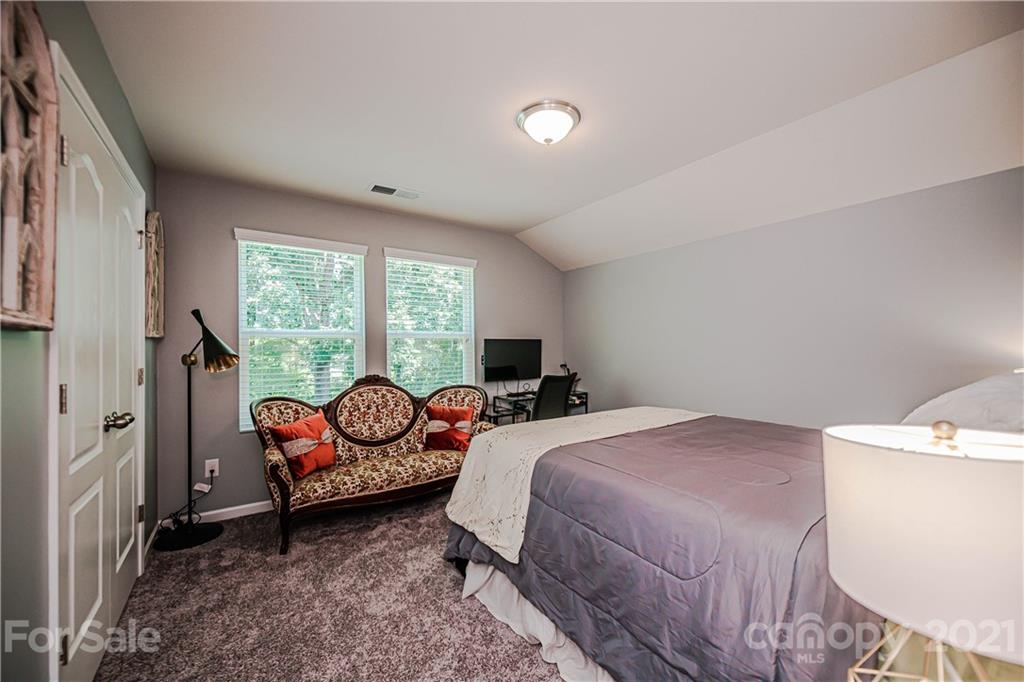 6014 Eleanor Rigby Road Charlotte, NC 28278 - Photo 33 of 40 Gallery Image 33