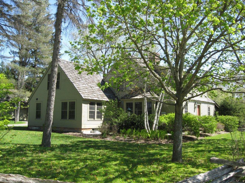 668 Simonds Road Williamstown, MA 01267 - Photo 3 of 18 1770 Restored Cape Colonial