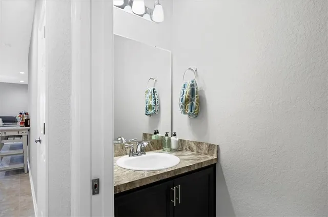 $319,900 | 1314 Grantham Drive, Sarasota, FL 34234