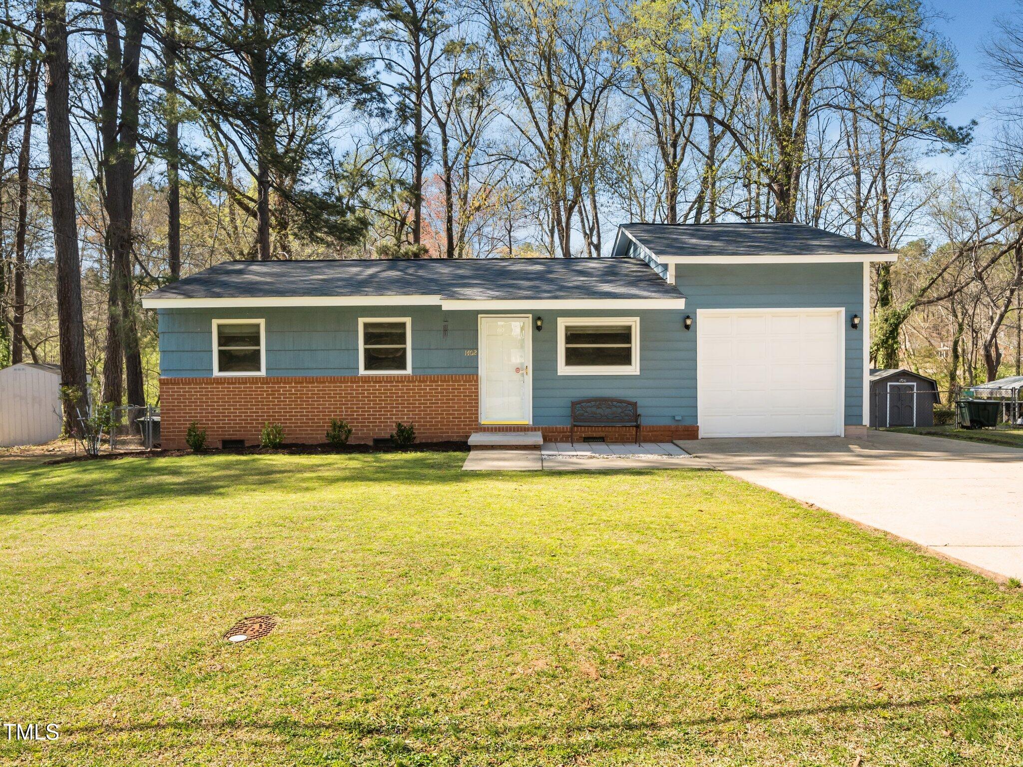 1-web-or-mls-1402 Valley-20