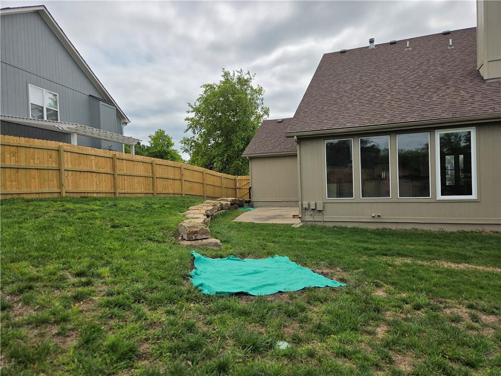 7024 Constance Street Shawnee, KS 66216 - Photo 7 of 51